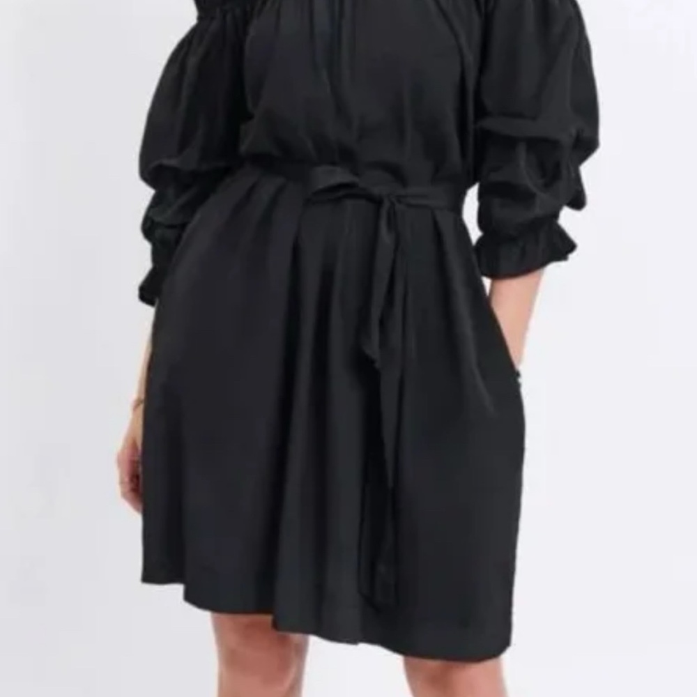 Mersea Chic Black Long Sleeve Dress